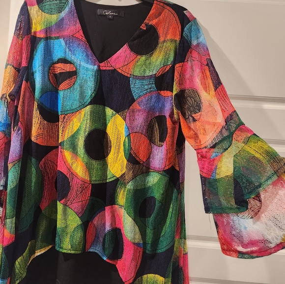 Top - Picture 1 of 2